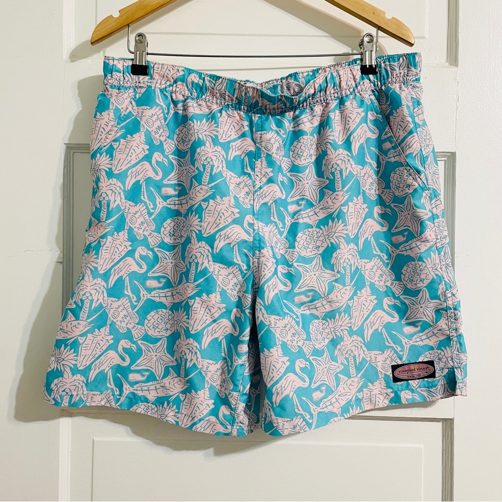 Vineyard Vines Chappy blue pink swim trunks - pineapple palm tree Starfish